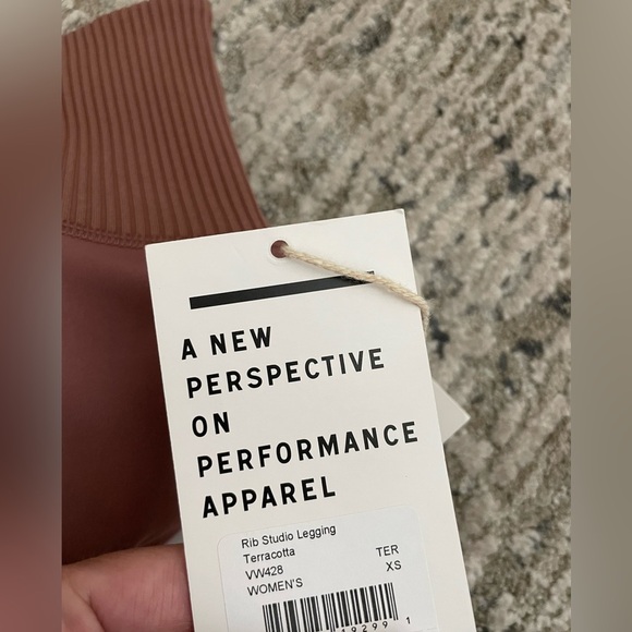 Vuori‎ Yoga Pants Leggings Daily Hazelnut Size XS VW428 - Picture 6 of 9